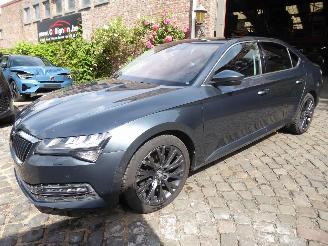 skadebil auto Skoda Superb Style 2020/6