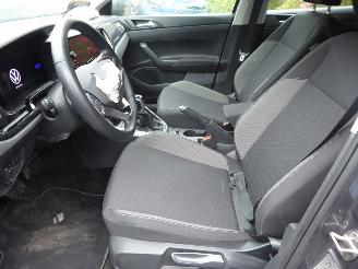 Volkswagen Polo VI Life picture 10