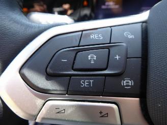 Volkswagen Golf VIII Lim. Life eTSI picture 13