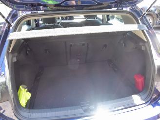 Volkswagen Golf VIII Lim. Life eTSI picture 24