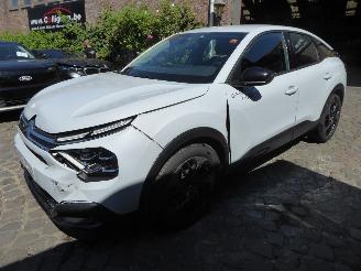 damaged passenger cars Citroën C4 Lim. Plus 2025/1