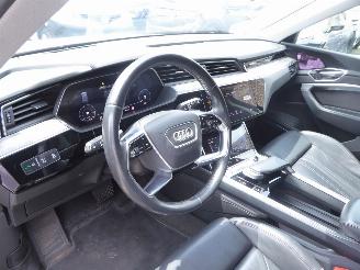 Audi E-tron 55 quattro advanced picture 13