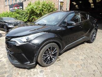 Vaurioauto  passenger cars Toyota CH-R Hybrid 2018/1
