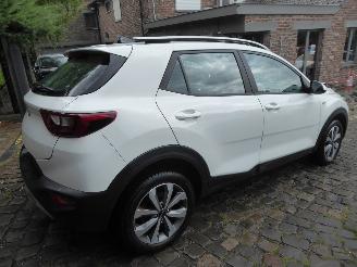 Kia Stonic Pure picture 5