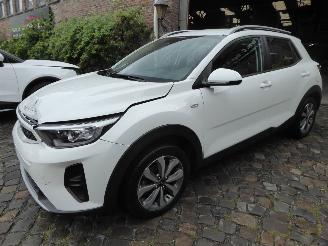 krockskadad bil auto Kia Stonic Pure 2024/12