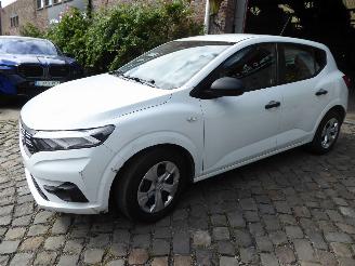 Auto incidentate Dacia Sandero III Essential 2025/4
