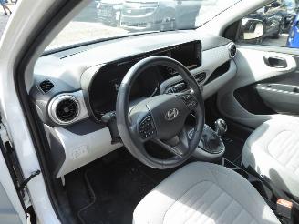 Hyundai I-10  picture 13