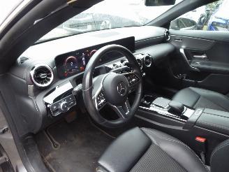 Mercedes Cla-klasse Shooting Brake CLA 250 e picture 14