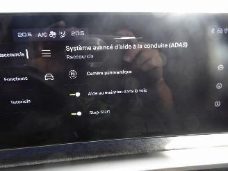 Peugeot 3008 Hybrid 145 GT picture 29