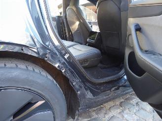 Tesla Model Y Premium Long Range RWD picture 14