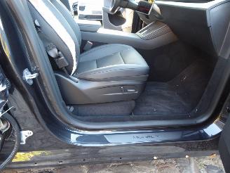 Tesla Model Y Premium Long Range RWD picture 12