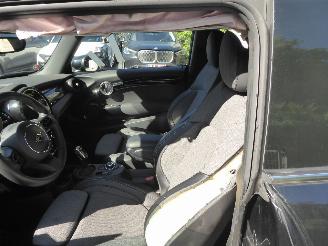 Mini Cooper SE Mini 3-trg. Cooper SE Classic Trim picture 13