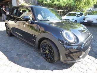 Mini Cooper SE Mini 3-trg. Cooper SE Classic Trim picture 4