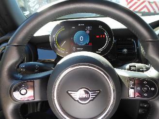 Mini Cooper SE Mini 3-trg. Cooper SE Classic Trim picture 17