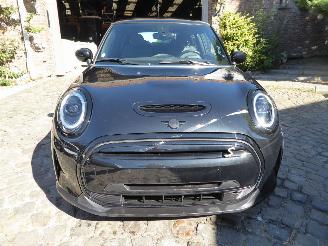 Mini Cooper SE Mini 3-trg. Cooper SE Classic Trim picture 3