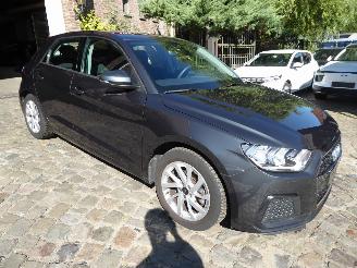 Audi A3 Sportback 30 TFSI advanced picture 4