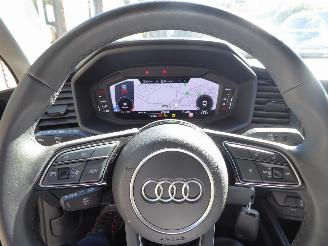 Audi A3 Sportback 30 TFSI advanced picture 17