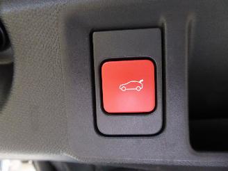 Peugeot 308 SW Hybrid GT picture 30