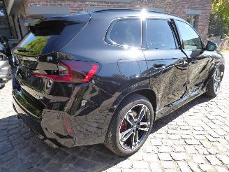 BMW iX1 20 eDrive M Sport picture 11