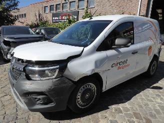 Avarii autoturisme Renault Kangoo III Rapid Advance 2024/4