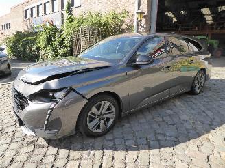 Damaged car Peugeot 308 SW Active Pack 2022/10
