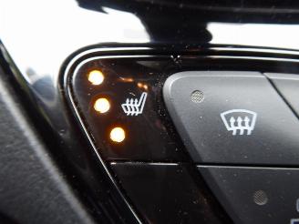 Toyota CH-R Hybrid Lounge picture 23