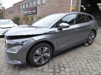 damaged passenger cars Skoda Enyaq 60 Loft 2024/6