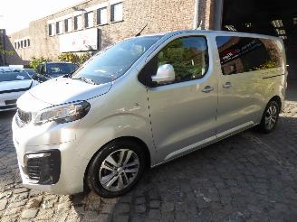 Unfallwagen Peugeot Traveller active 2018/8