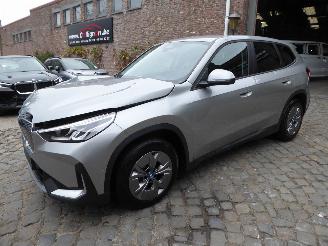 uszkodzony samochody osobowe BMW iX1 20 eDrive 2024/5