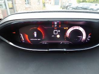 Peugeot 5008 GT picture 18