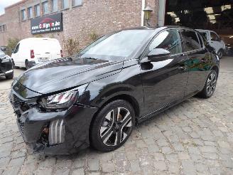 Auto incidentate Peugeot 208 Hybrid 100 Allure 2024/11