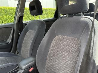 Toyota Avensis 1.8-16V AIRCO picture 8