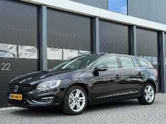 Tweedehands auto Volvo V-60 2.4 D6 AWD Plug-In Hybrid 2015/12