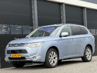 voitures voitures particulières Mitsubishi Outlander 2.0 PHEV Instyle Leer Dak Camera 2013/11