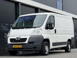 Käytettyjen commercial vehicles Peugeot Boxer 2.2 HDI Airco 3-PERS 2014/3