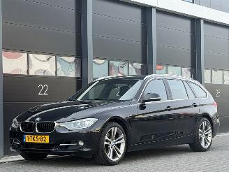 begagnad bil auto BMW 3-serie 2.0 325d Executive Xenon Clima 2014/3