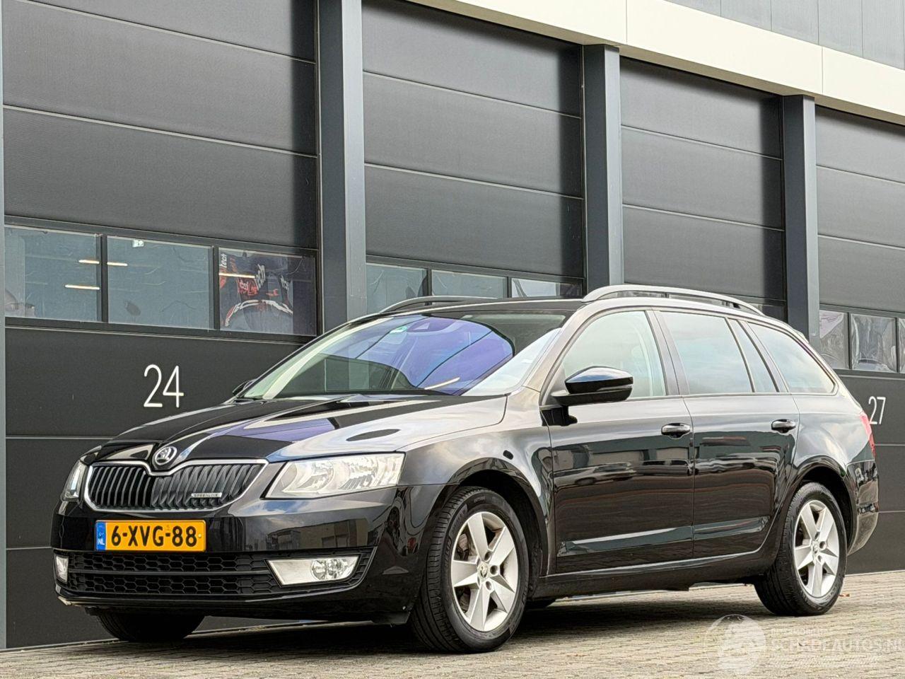 Skoda Octavia 1.6 TDI Navi Clima PDC
