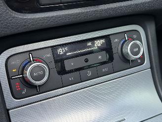 Volkswagen Touareg 3.0 TDI R-Line Pano Camera Euro-6 picture 14