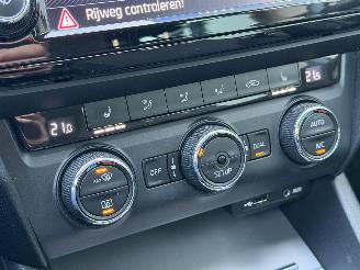 Skoda Octavia 1.6 TDI Xenon Navi CLima PDC picture 11