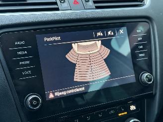 Skoda Octavia 1.6 TDI Navi Clima Automaat EURO-6 picture 10