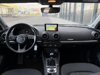 Audi A3 LIMOUSINE 1.6 TDI Navi Xenon EURO-6 picture 7