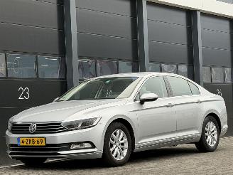 Ocazii autoturisme Volkswagen Passat 2.0 TDI Navi Clima PDC Euro-6 2015/1