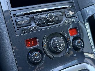 Peugeot 3008 2.0 HDiF HYbrid4 Hade-Up Navi Clima picture 12