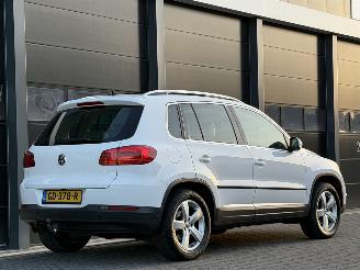 Volkswagen Tiguan 2.0 TDI 4Motion Leer Pano Xenon picture 4