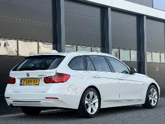 BMW 3-serie 320d Sport Edition Leer Clima PDC picture 4