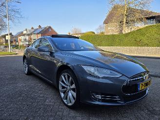 Voiture accidenté Tesla Model S 85 Performance Free Supercharging 7-PERS 2014/3