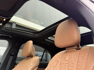 Mercedes E-klasse 300e AMG Hade-Up Hyperscreen 360 camera picture 17