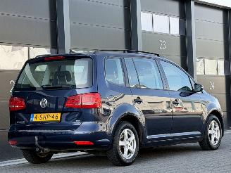 Volkswagen Touran 1.6 TDI BlueMotion Navi Clima PDC picture 4