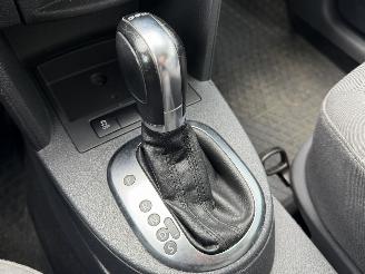 Volkswagen Caddy 1.6 TDI Navi Clima 5-PERS picture 15