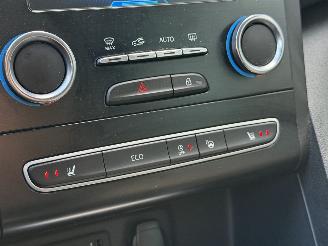 Renault Mégane 1.2 TCe Série Signature Exclusiv Bose picture 13